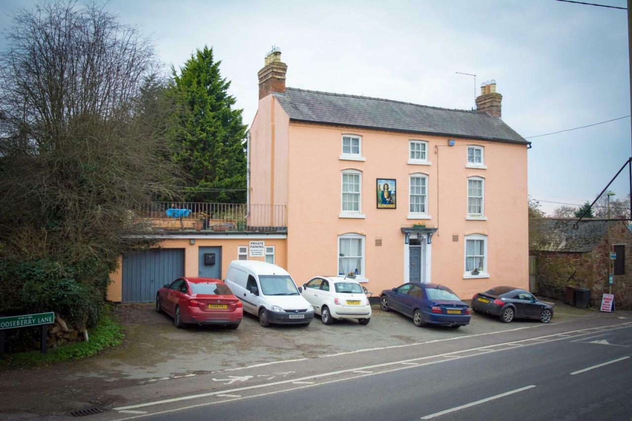 The Benbow Inn At Ruyton-Xi-Towns Екстер'єр фото